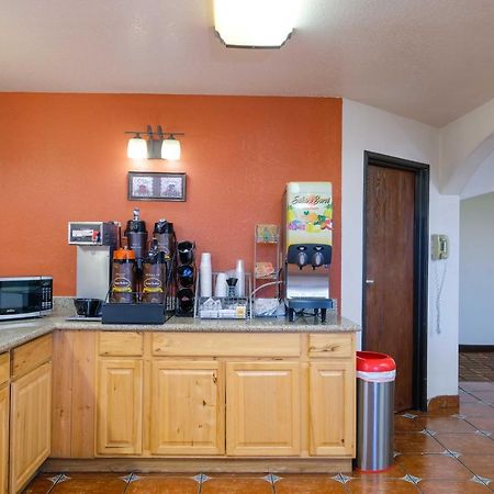 Super 8 By Wyndham Las Cruces/White Sands Area Exterior photo