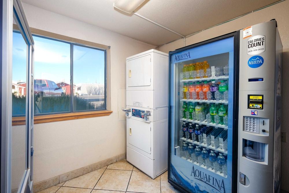 Super 8 By Wyndham Las Cruces/White Sands Area Exterior photo