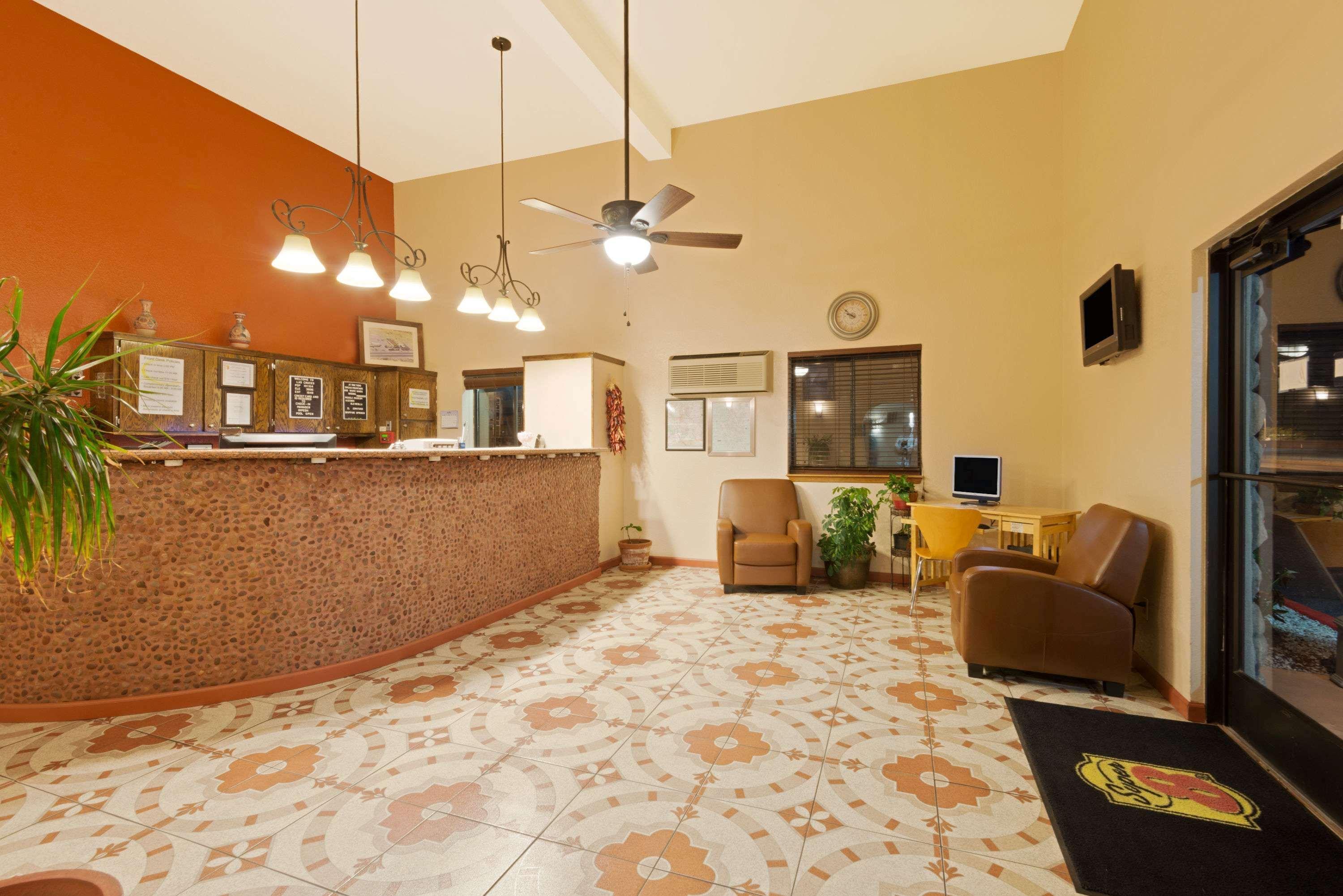 Super 8 By Wyndham Las Cruces/White Sands Area Exterior photo