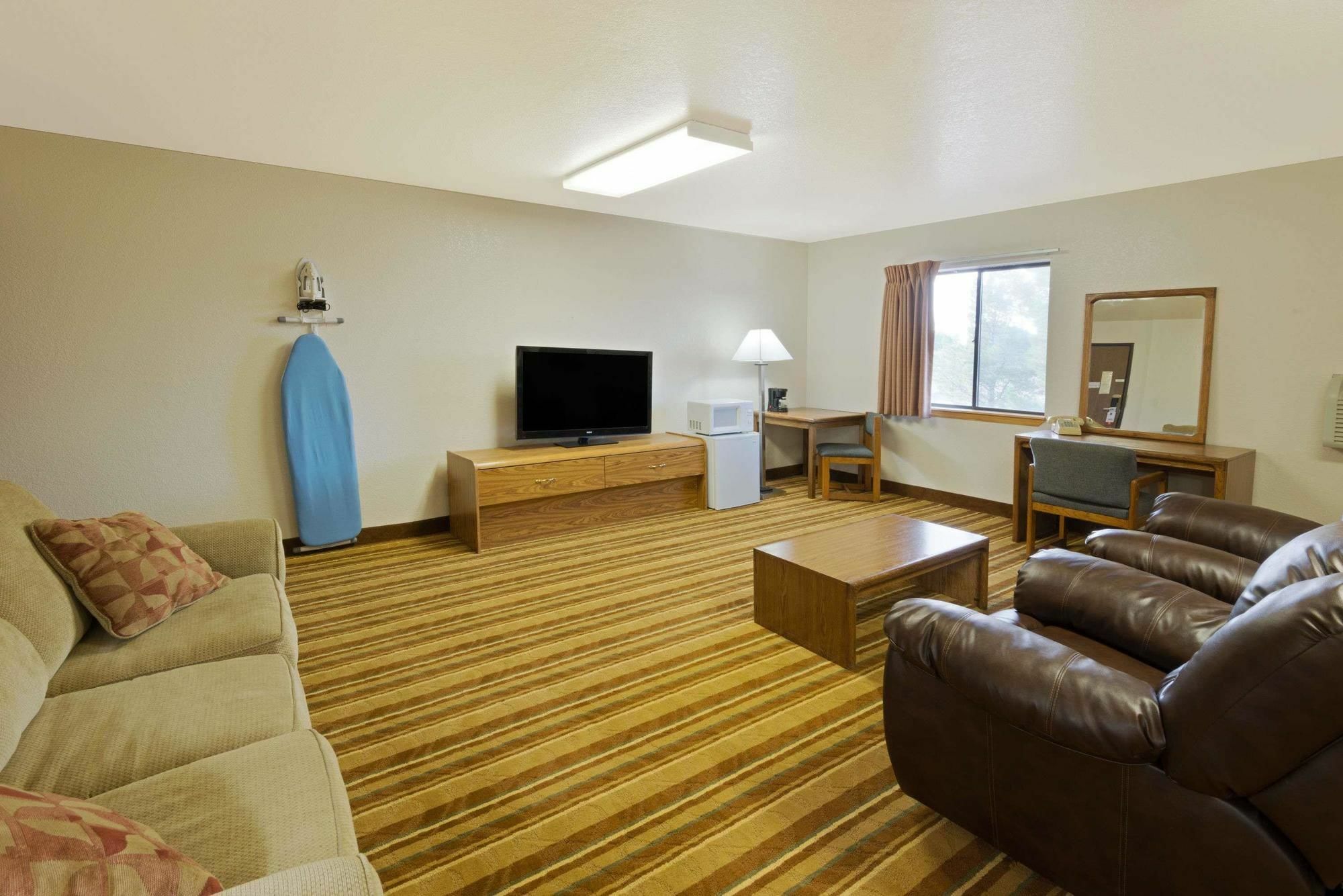 Super 8 By Wyndham Las Cruces/White Sands Area Exterior photo