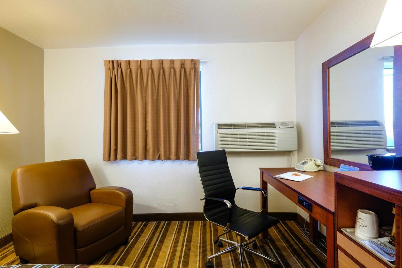 Super 8 By Wyndham Las Cruces/White Sands Area Exterior photo